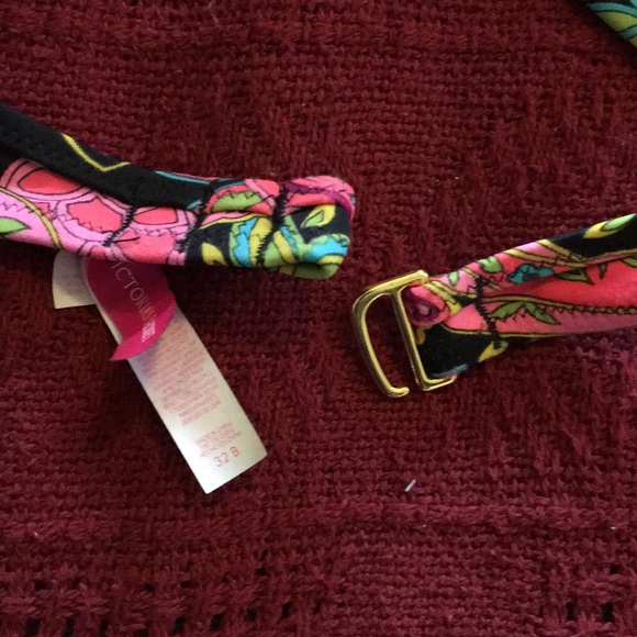 Victoria’s Secret push up swim top, 32b - Picture 3 of 5